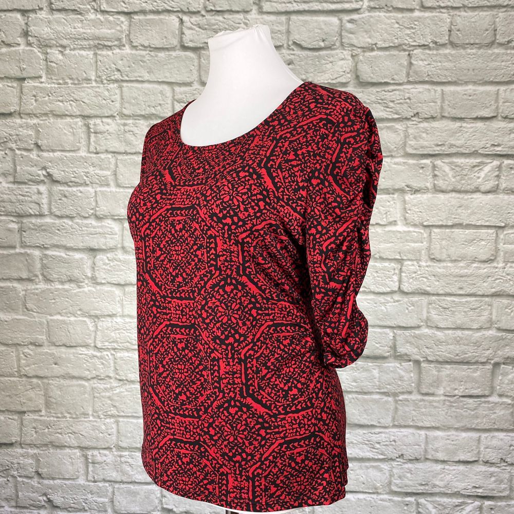Alfani Red & Black Ruched Sleeve Stretch Top - Picture 3 of 5